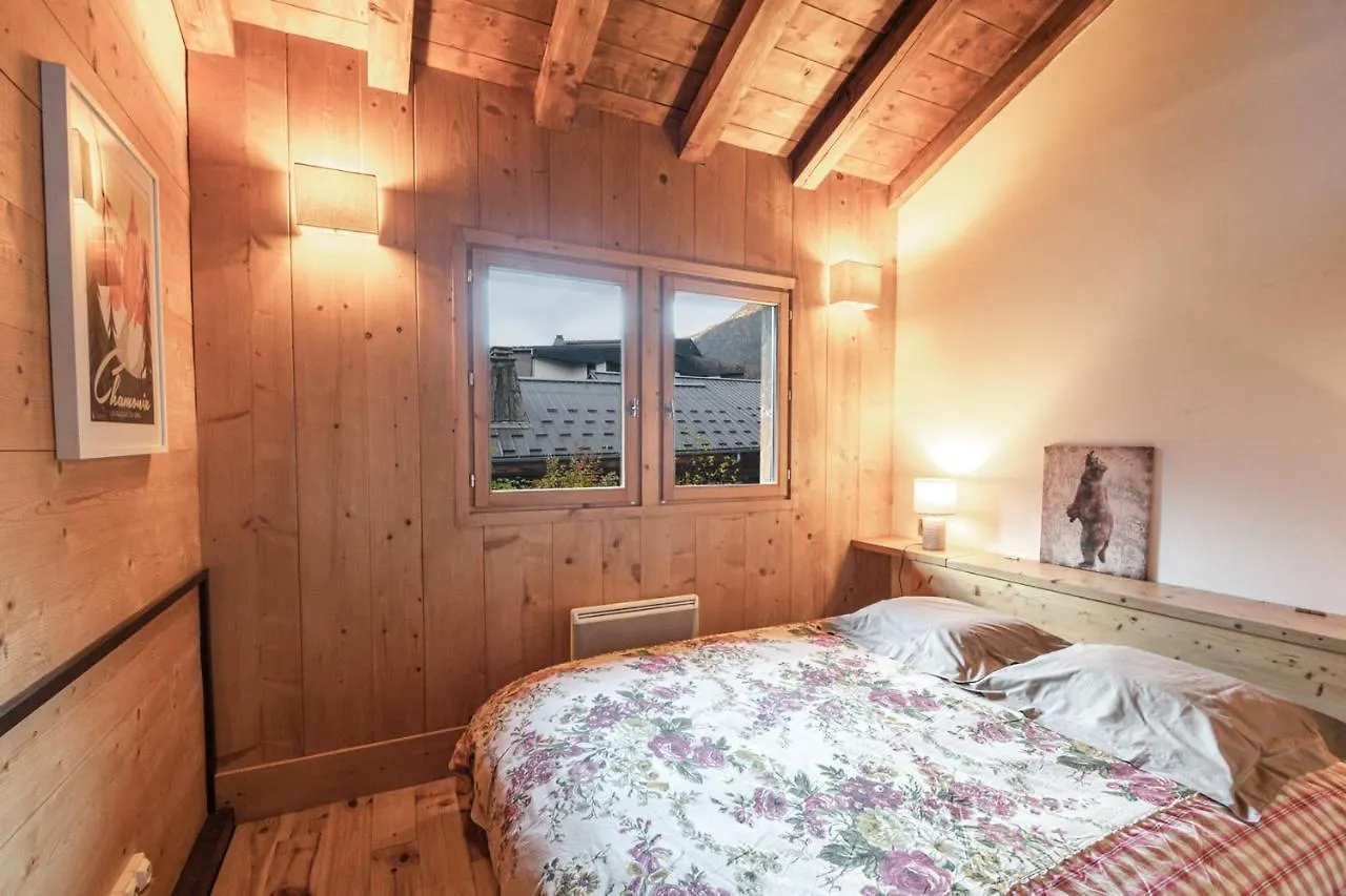 Family Chalet With Terrace And Garden In Chamonix