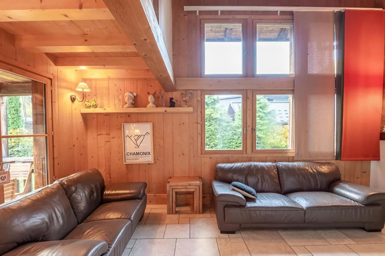 Family Chalet With Terrace And Garden In Chamonix