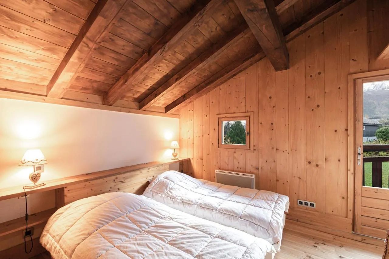 Family Chalet With Terrace And Garden In Chamonix